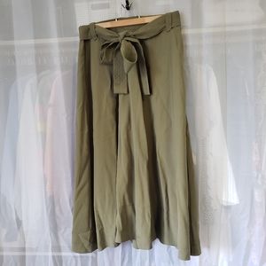 Banana republic midi skirt